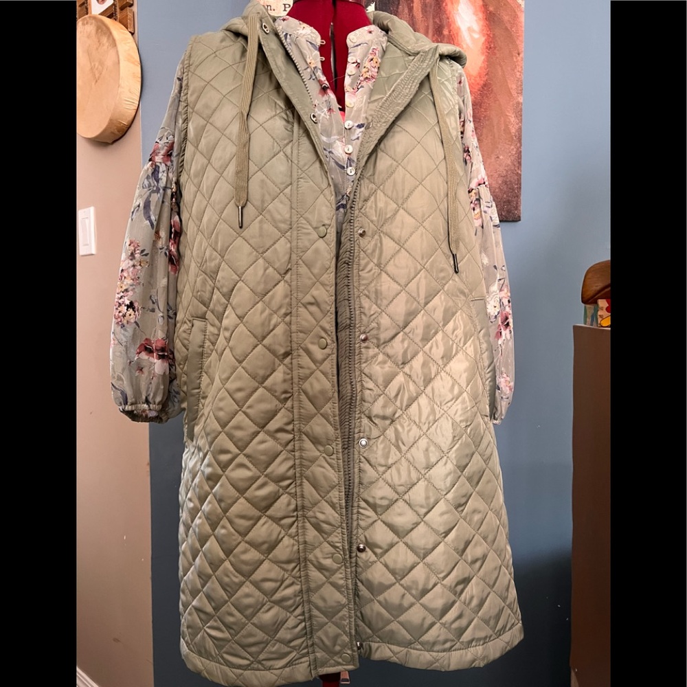 Suzy sheir long vest